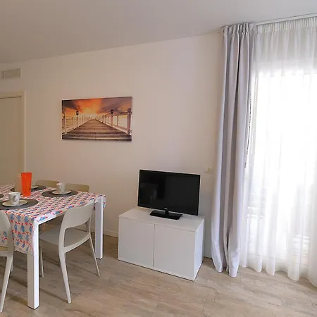 Moderno Trilocale Con Doppi Servizi Piazza Marconi Apartment