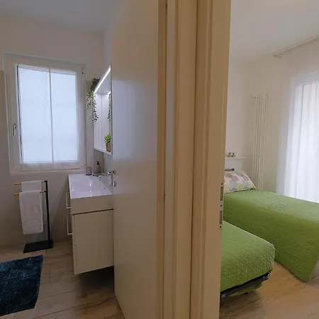 Moderno Trilocale Con Doppi Servizi Piazza Marconi * Lido di Jesolo